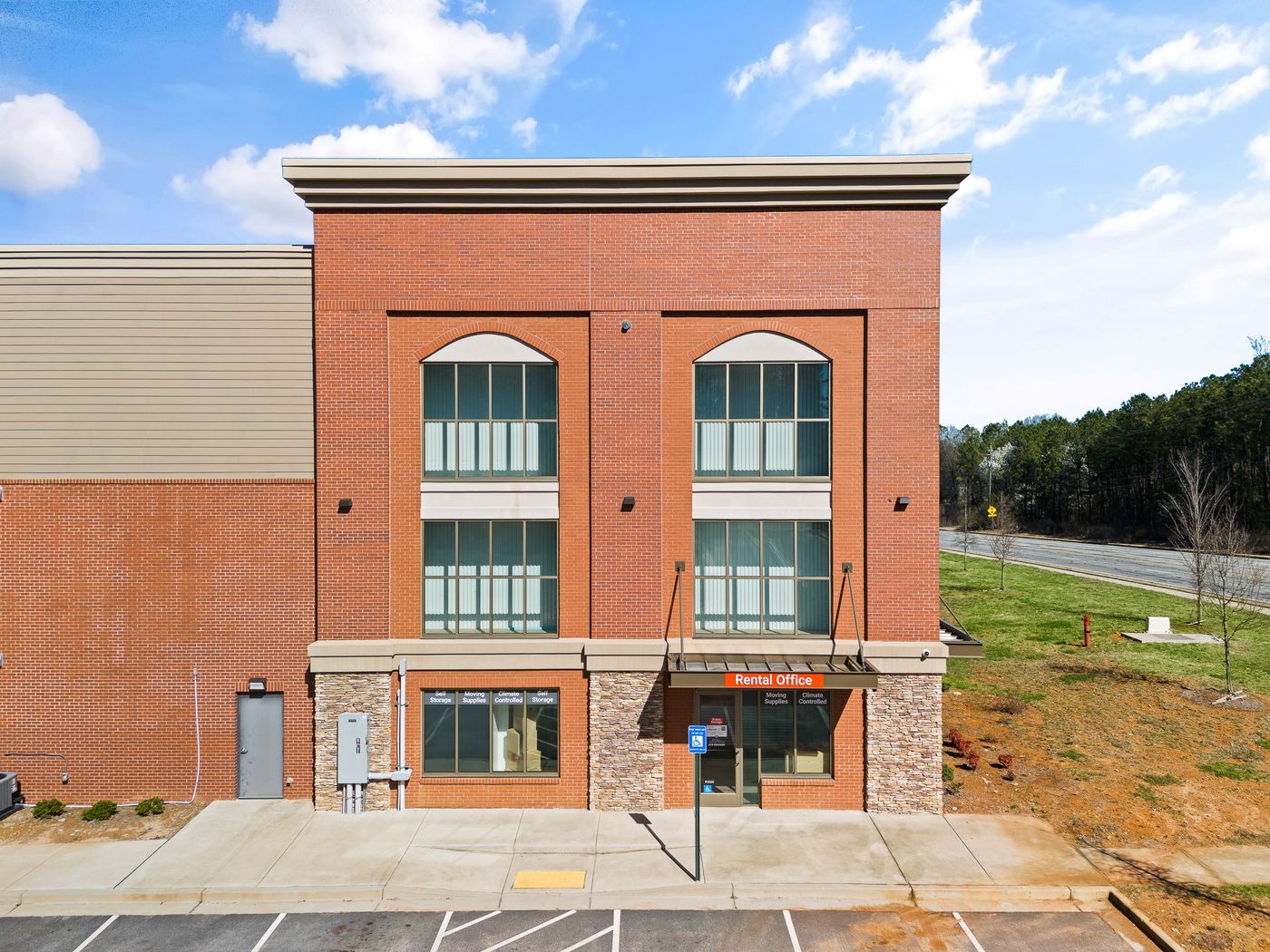 Brick facade and rental office of the Marietta, Georgia self-storage facility on Canton Road developed by StarMack Capital